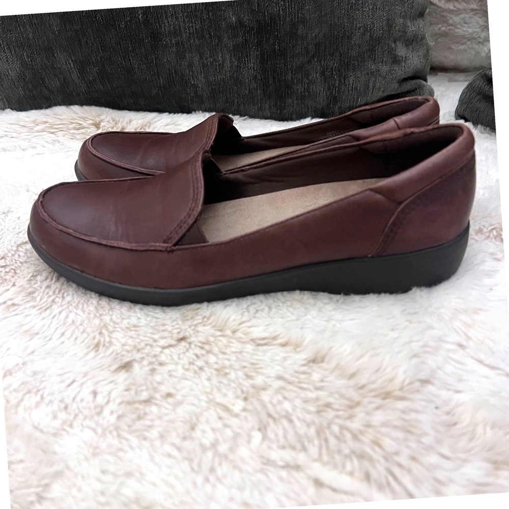 Easy Spirit Karin Slip On Loafer Old Money Flats Women Brown Leather Size 7.5 Mβ